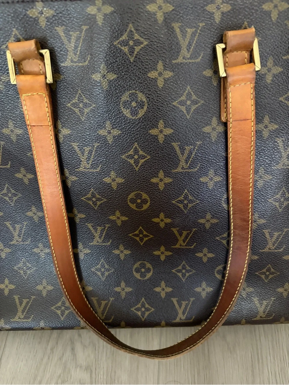 Louis Vuitton large louis